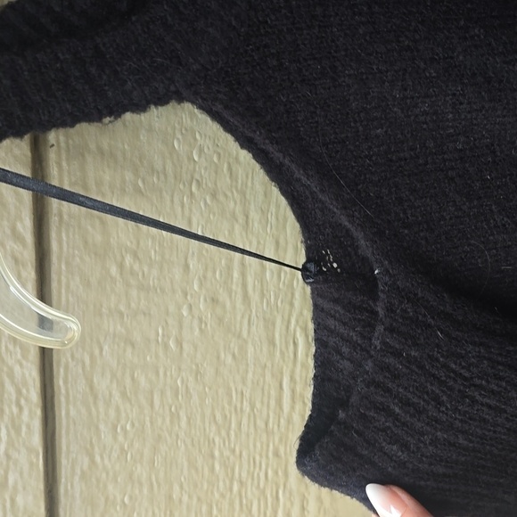 ASOS cold shoulder long sleeve sweater size 22 NWT BLACK - Picture 5 of 7